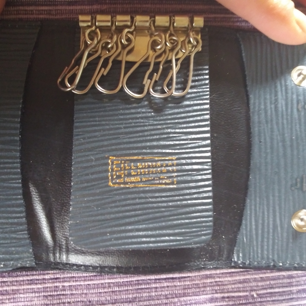 Authentic Fendi Key Wallet - Picture 2 of 7